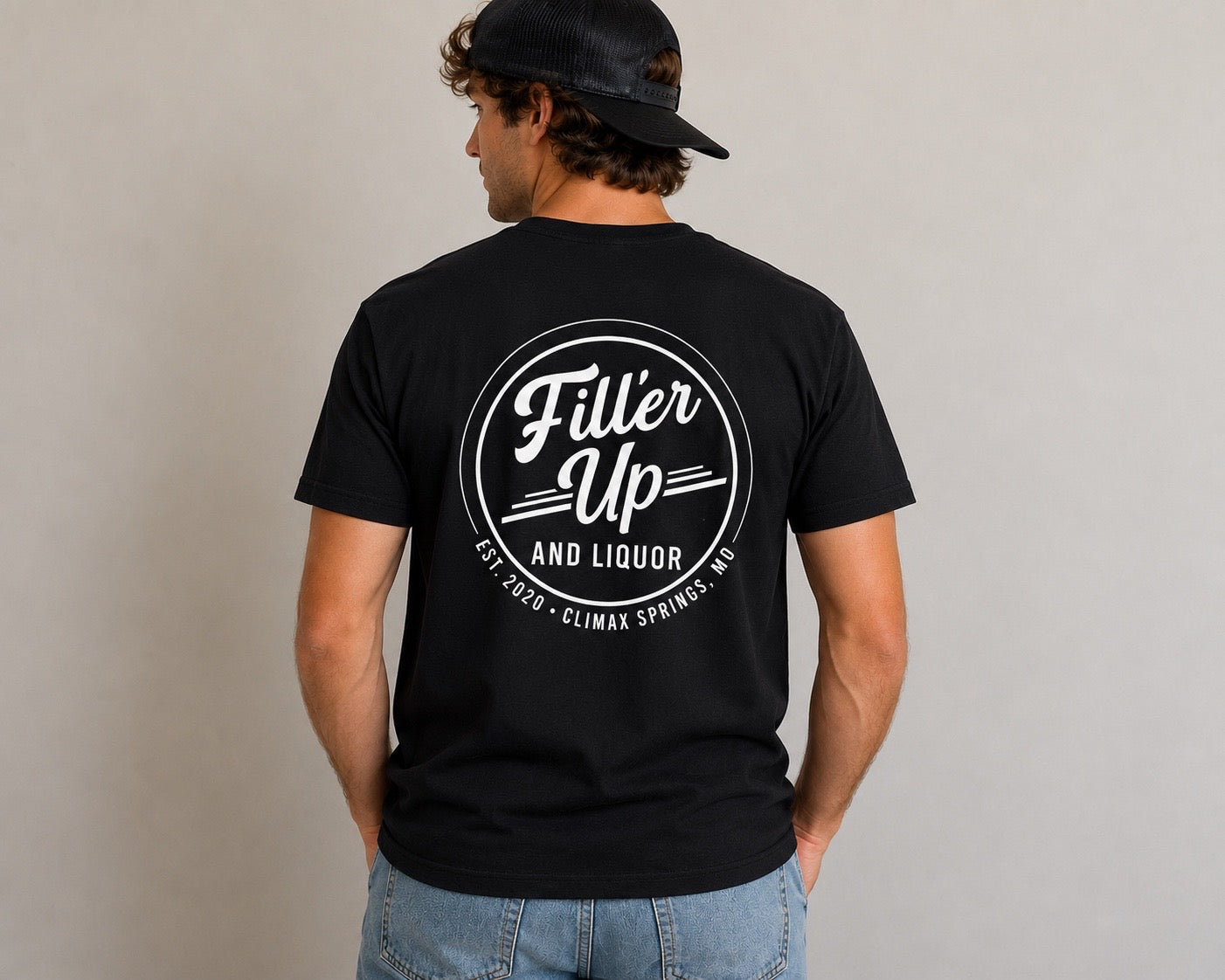 Short Sleeve Circle Logo Tee